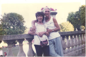 Octavio Alberola y Ariane Gransac en el Jardín de Luxemburgo, París